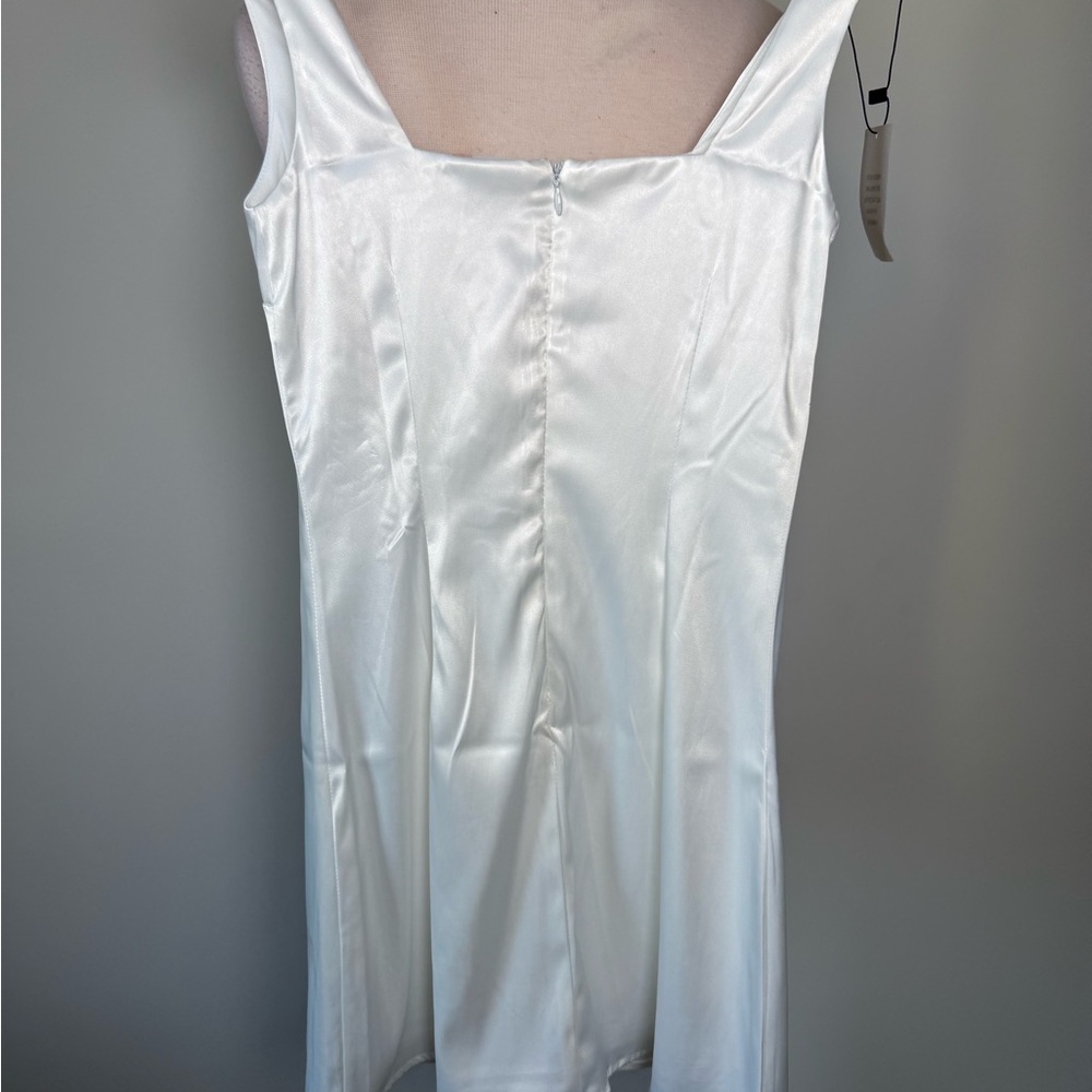 Abigail White Mini Dress - Picture 3 of 4